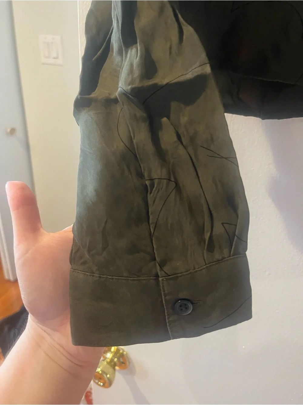 Dark olive green long sleeve cropped blouse - Picture 3 of 3